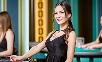 Biểu tượng khách hàng là trọng tâm của TR88